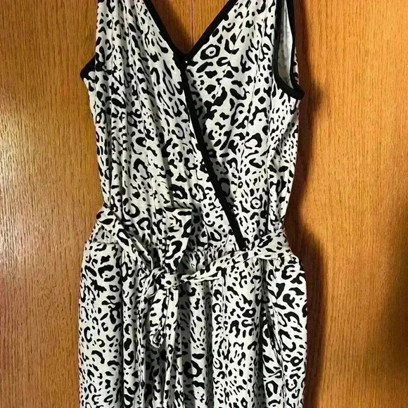 Leopard jumpsuit Faux wrap jumpsuit L - Picture 7 of 10